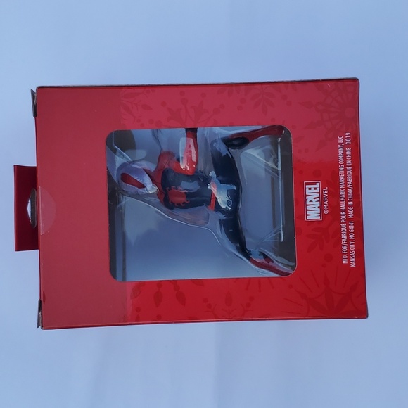 Hallmark Marvel Spider-Man Christmas Tree Ornament - Picture 3 of 6